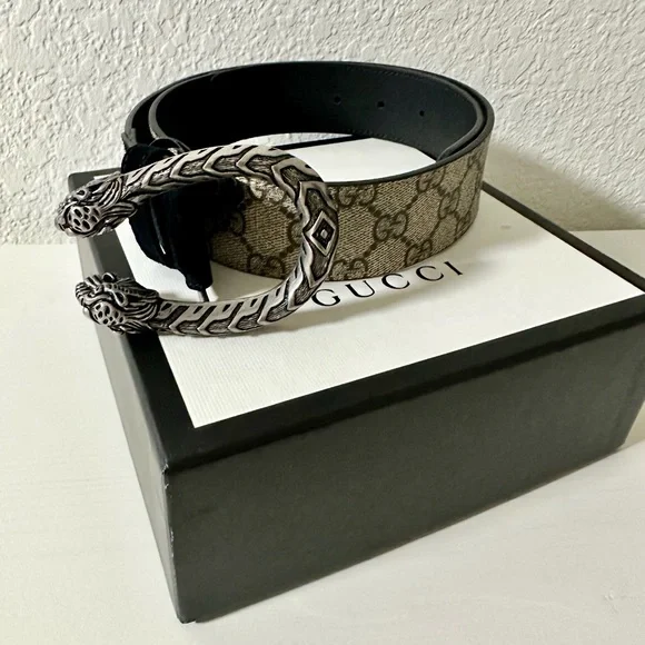 Gucci belt , amazing condition hardly worn GUCCI REVERSIBLE GG BELT REVIEW & STYLING // LUXURY DESIGNER  main image 2